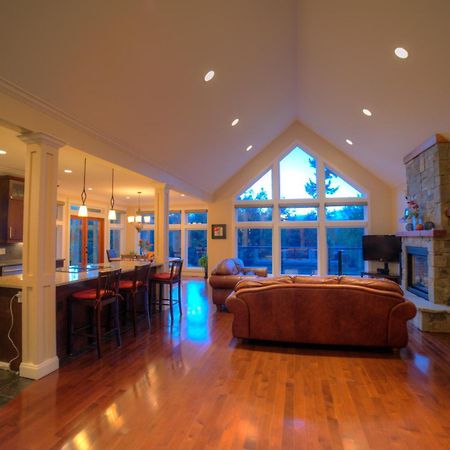 Shawnigan Suite B & B Shawnigan Lake Екстер'єр фото